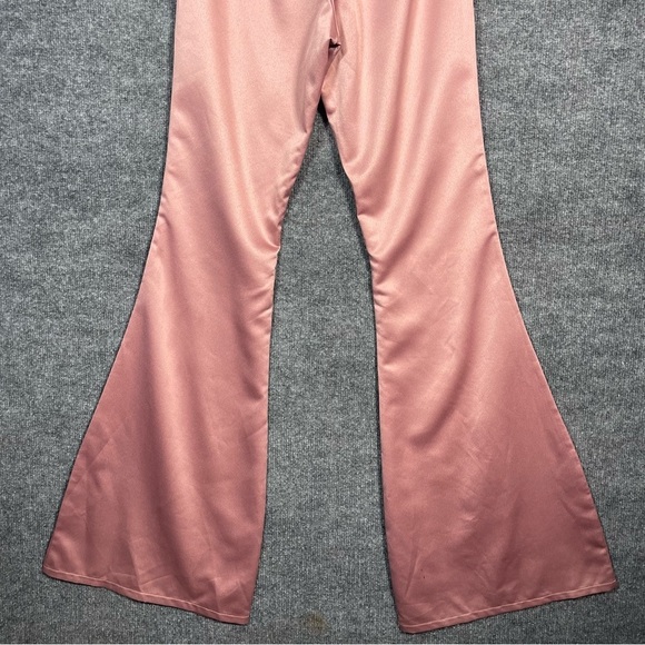 NWT Pretty Little Thing Womens 2 Pink Barbie‎ Off Shoulder Bow Flare Jumpsuit - Picture 7 of 16